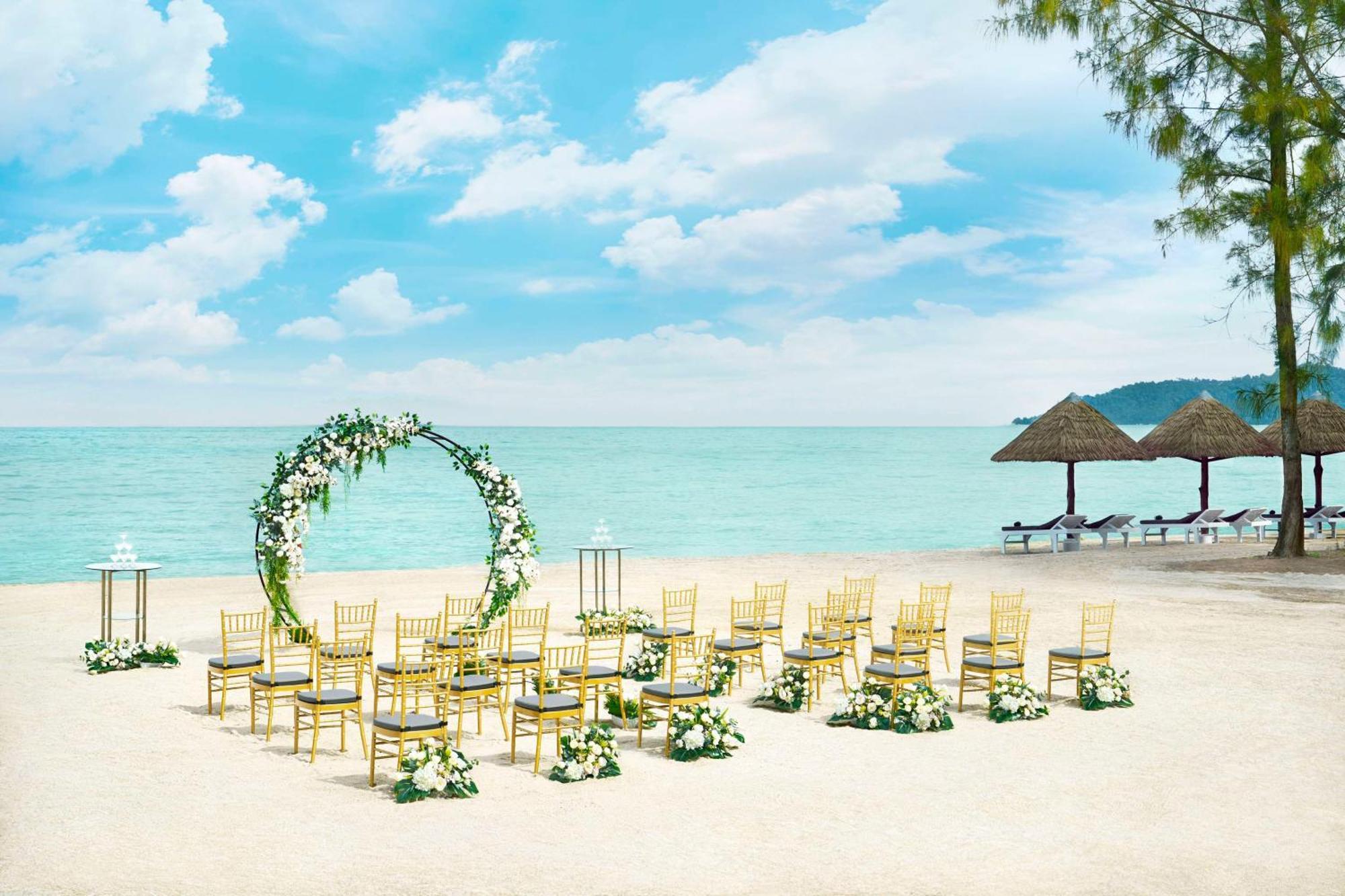 สวิสส์-การ์เดน บีช รีสอร์ต ดาไม ลาอุต Hotel ลุมุต ภายนอก รูปภาพ