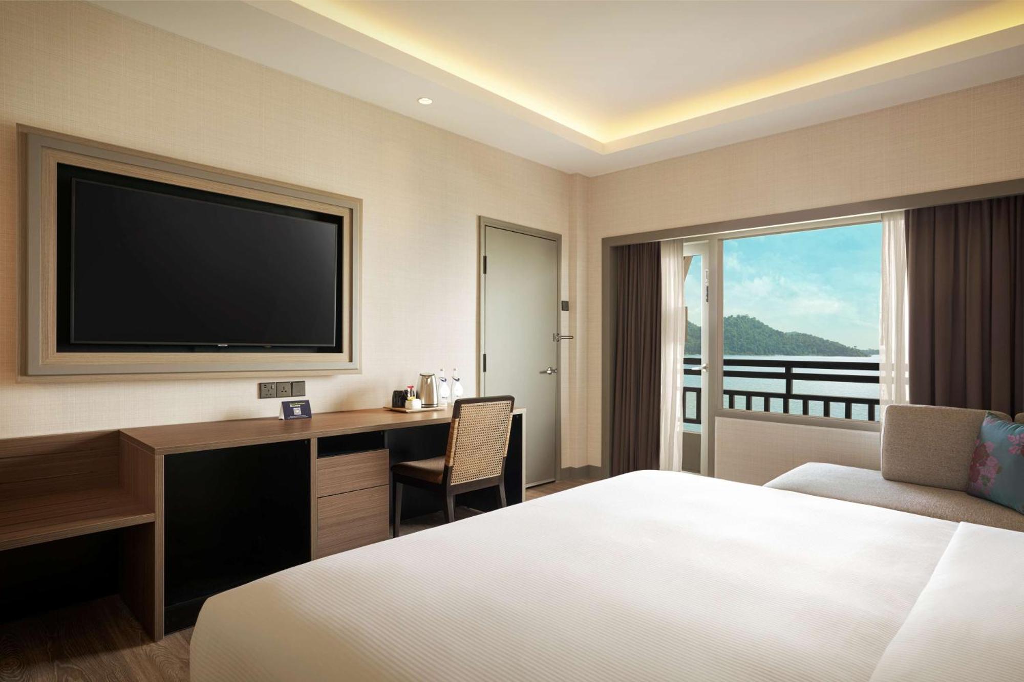 สวิสส์-การ์เดน บีช รีสอร์ต ดาไม ลาอุต Hotel ลุมุต ภายนอก รูปภาพ